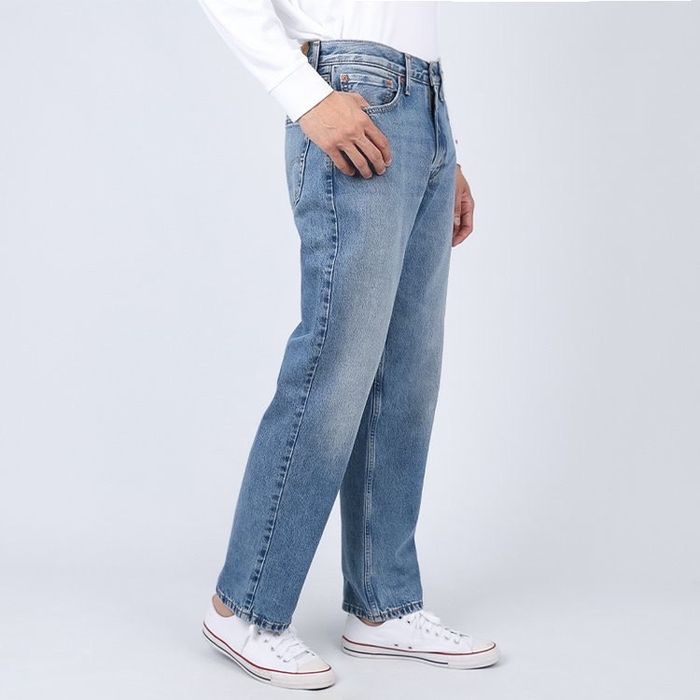 Джинсы Levi's 550 relaxed fit.