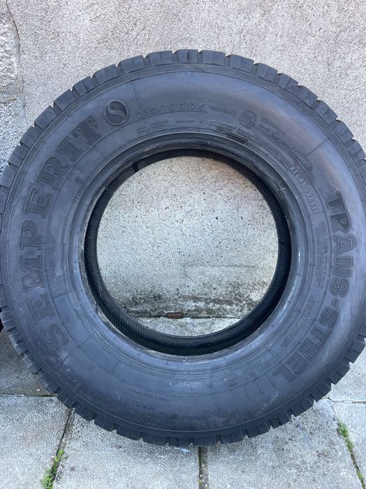 Гума 235/75/17,5 Семперит