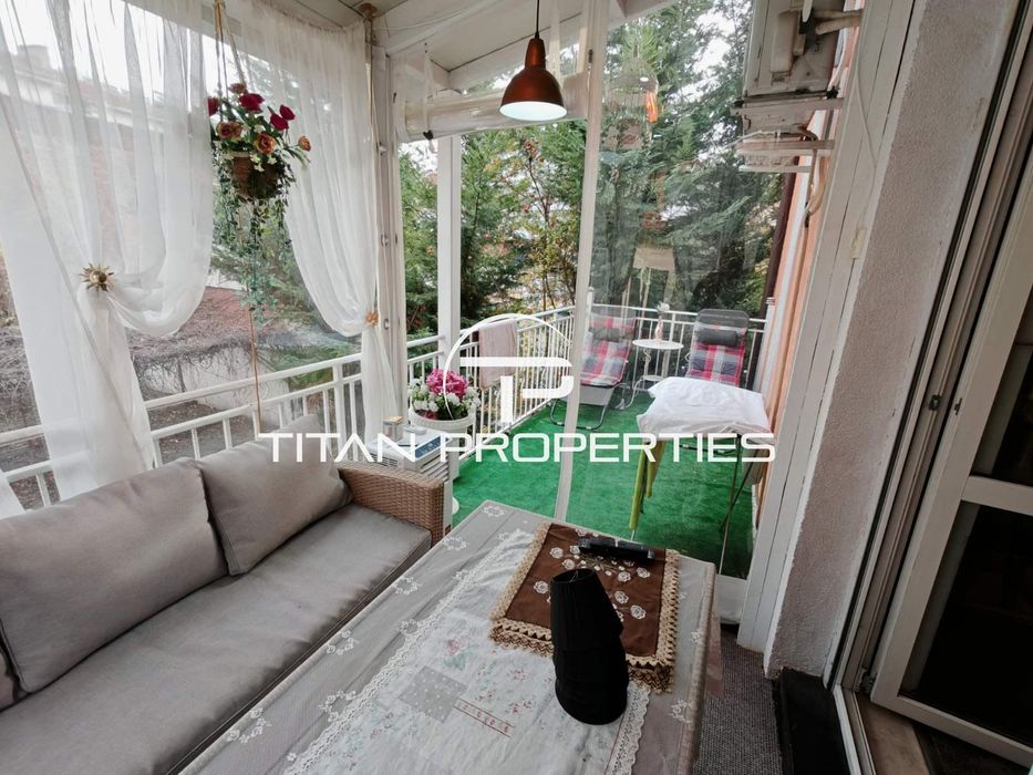 Дава се под наем Етаж от къща в Пловдив, Център - 140 кв.м за 1000 € - Снимка #6