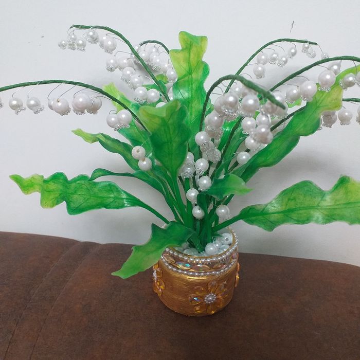 Цветы из бисера жемчуг