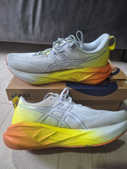 Asics Novablast 5