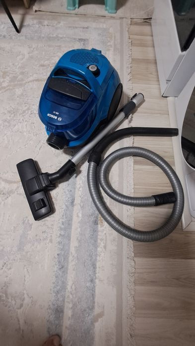 Продам пылесос бощ