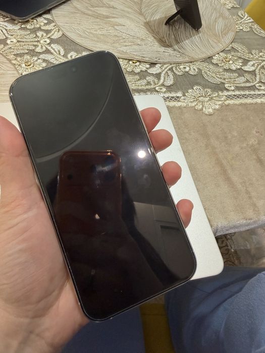 iphone 16 pro max 1 gb