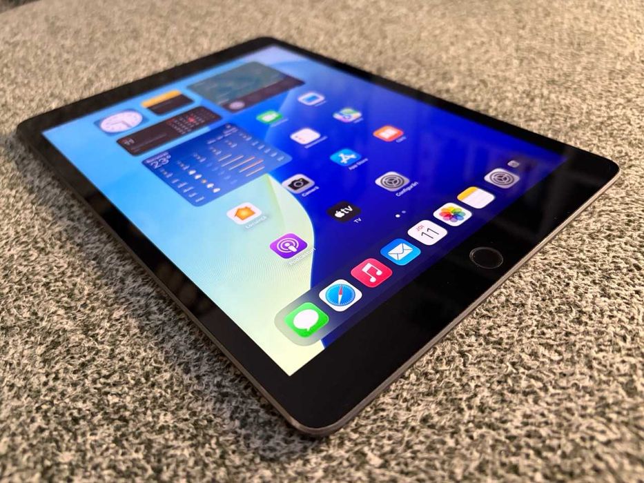  Apple / iPad 9 256 Gb / 10.2'' / Space Gray