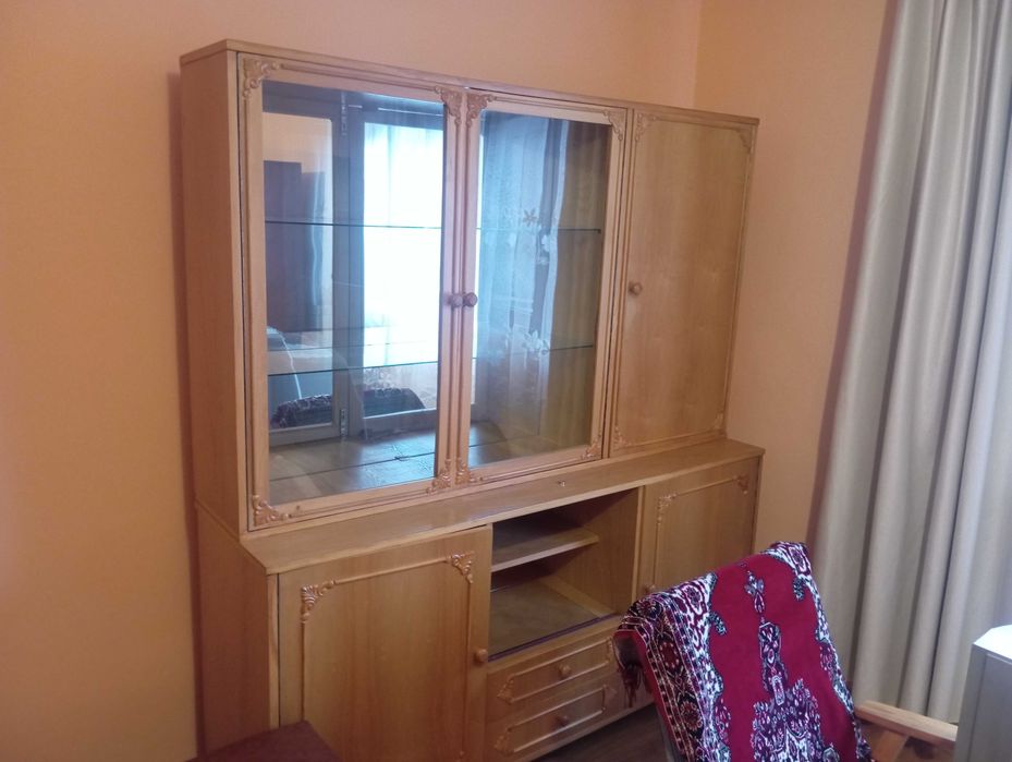 Vând mobila bucătărie și dormitor second.