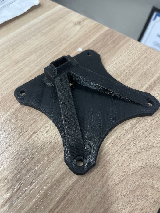 Переходник адаптер Vesa с кронштейна на монитор