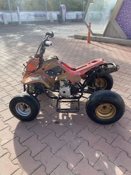 Vand sau schimb atv in stare buna