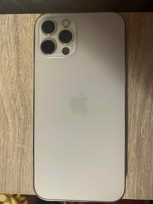 Vând iphone 12 pro