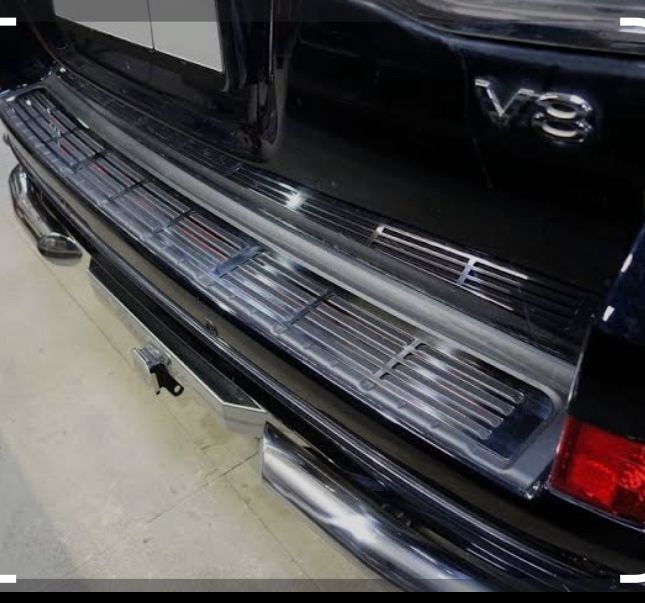 Продам накладку на задний бампер