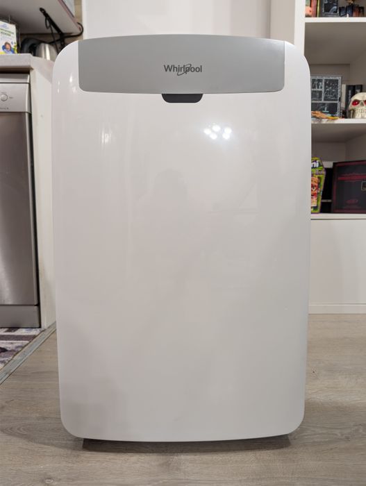 Vând aer conditionat portabil Whirlpool PACW12CO 12000BTU