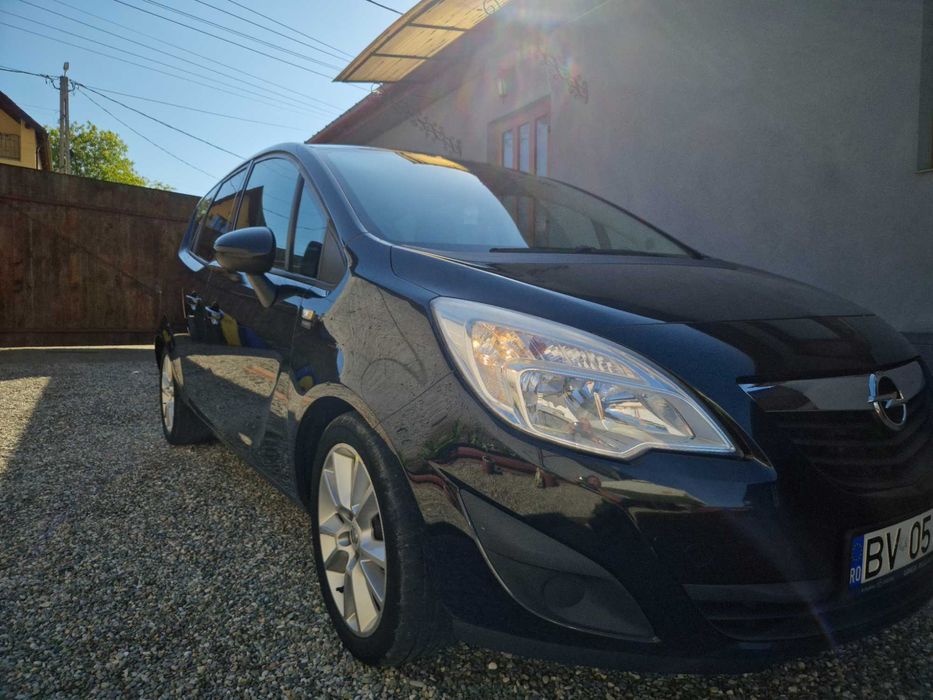 Opel Meriva B 2011