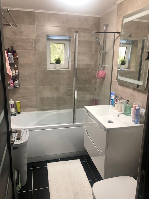 Apartament 3 camere decomandat modern