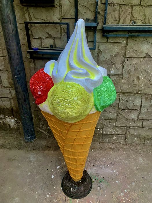 Muzqaymoq maketlari sotiladi yasab beramiz