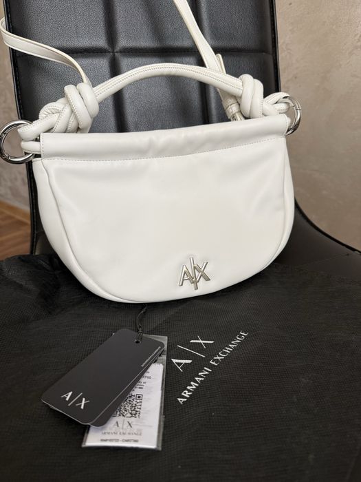 Чанта Armani Exchange като нова от еко кожа