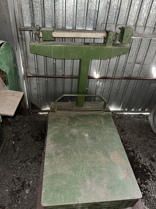 Продам напольные механические весы