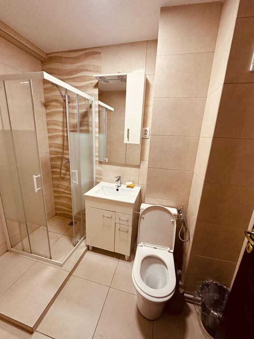 Apartament semidecomandat de inchiriat