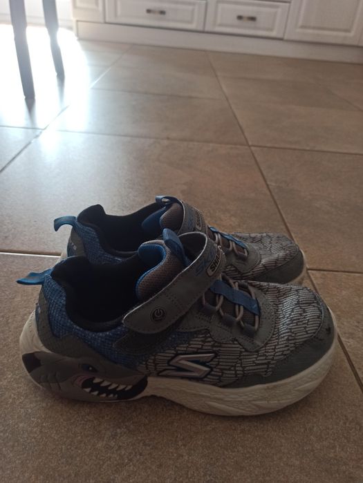 Pantofi skechers shark bots mărimea 36, 5