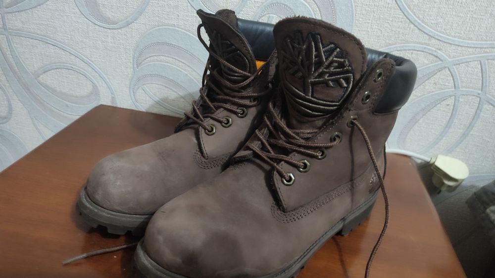 Продам ботинки Timberland 41р.