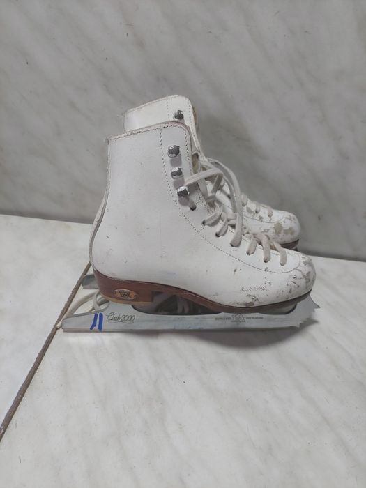 Patine gheata 11 patinaj artistic Riedell  marime 27-28  ( 18 cm)