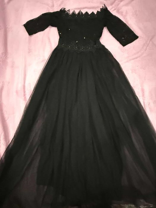 Vecherniy koylak 42-46 razmer