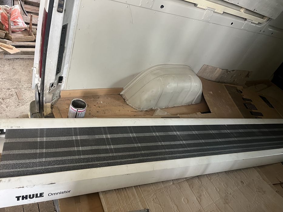 Тента за кемпер THULE 6200