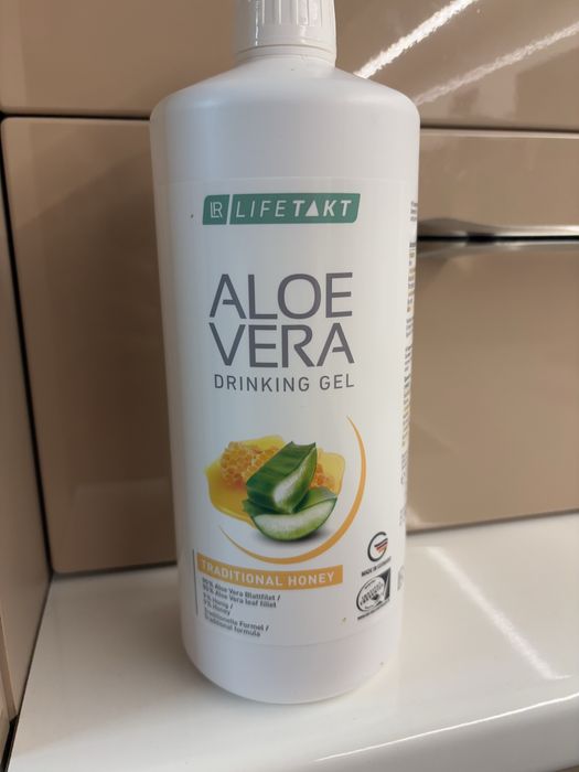 Lr Aloe Vera с мед