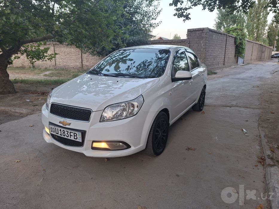 Нексия3 автомат сотилади