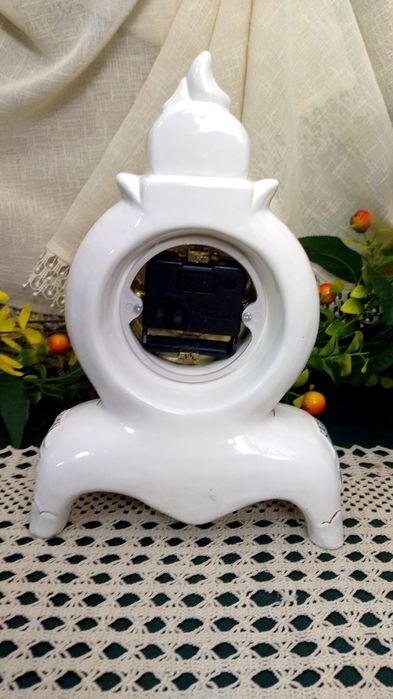 Комплект лампион, часовник и ваза с капак