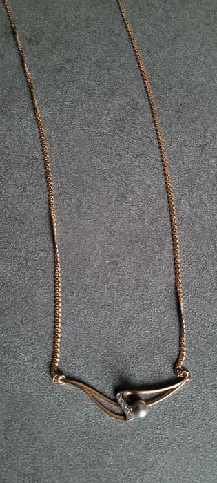 Колье золотое с жемчугом