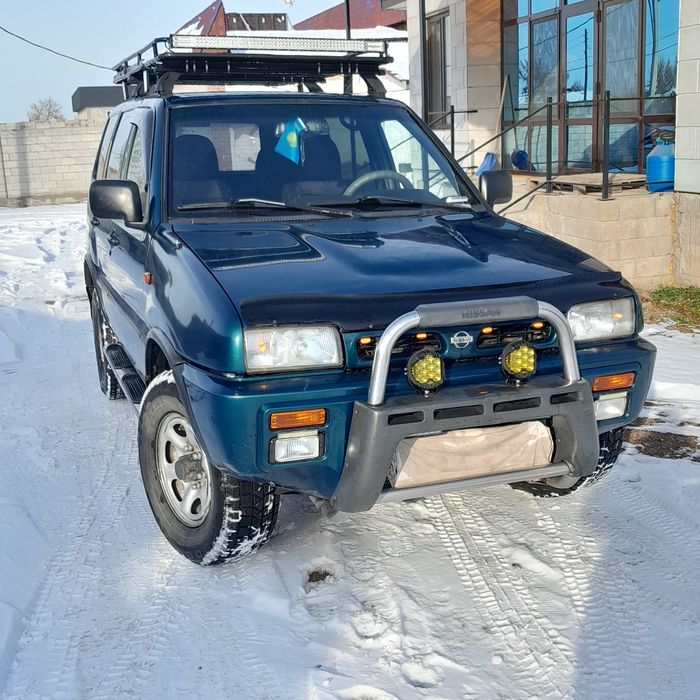 Продам машину Ниссан Террано 2