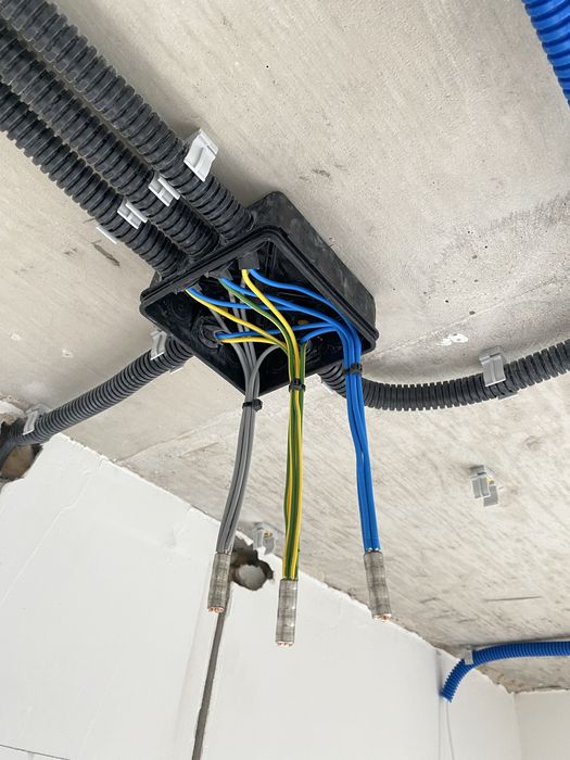 Электромонтажные работы