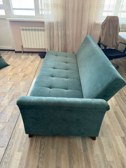 Отдам даром диван