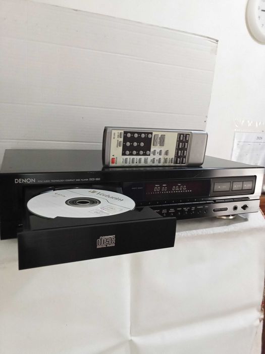 Philips CD 692 si Denon DCD 960
