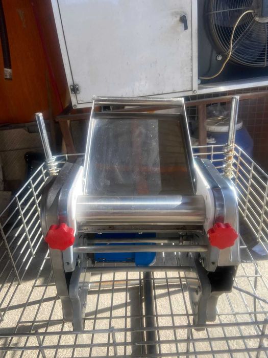 Продам тесторасскаточную  машинку