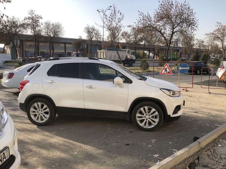 Аренда Tracker 1 с водителем