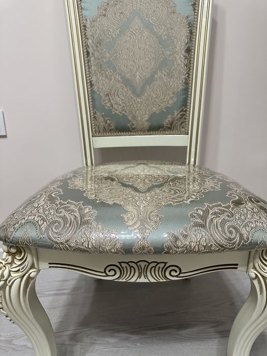 Красивые и прочные стулья