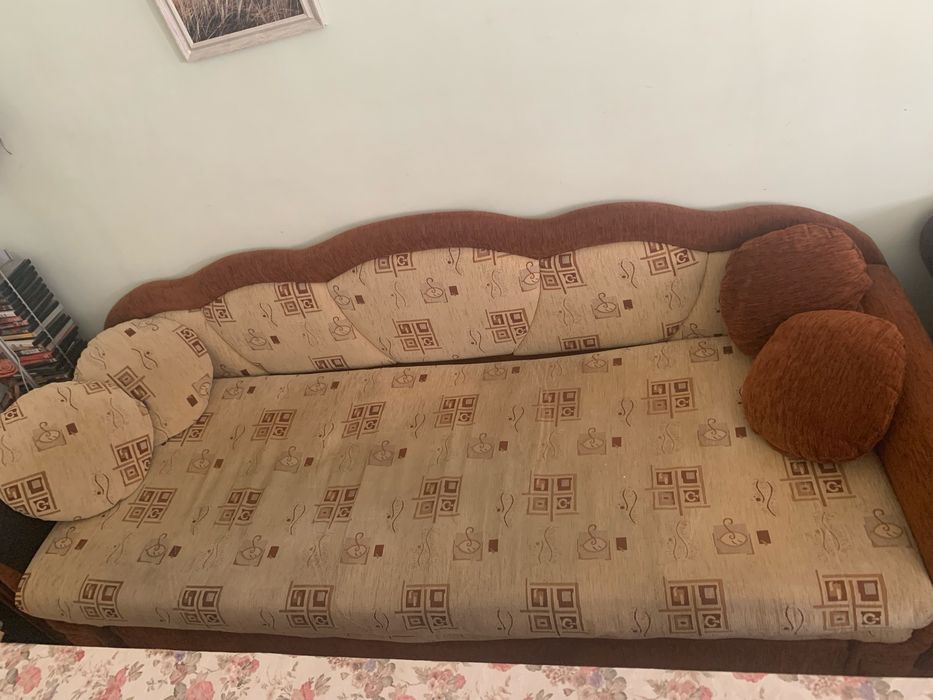 Ъглов диван с ракла