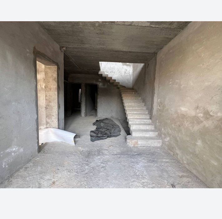 Олмазор тум Мевазор махалла 2 соти каропка сотилади