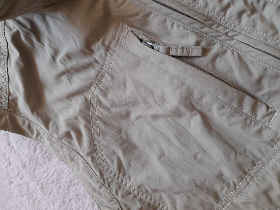 Salewa мъжки елек L размер.