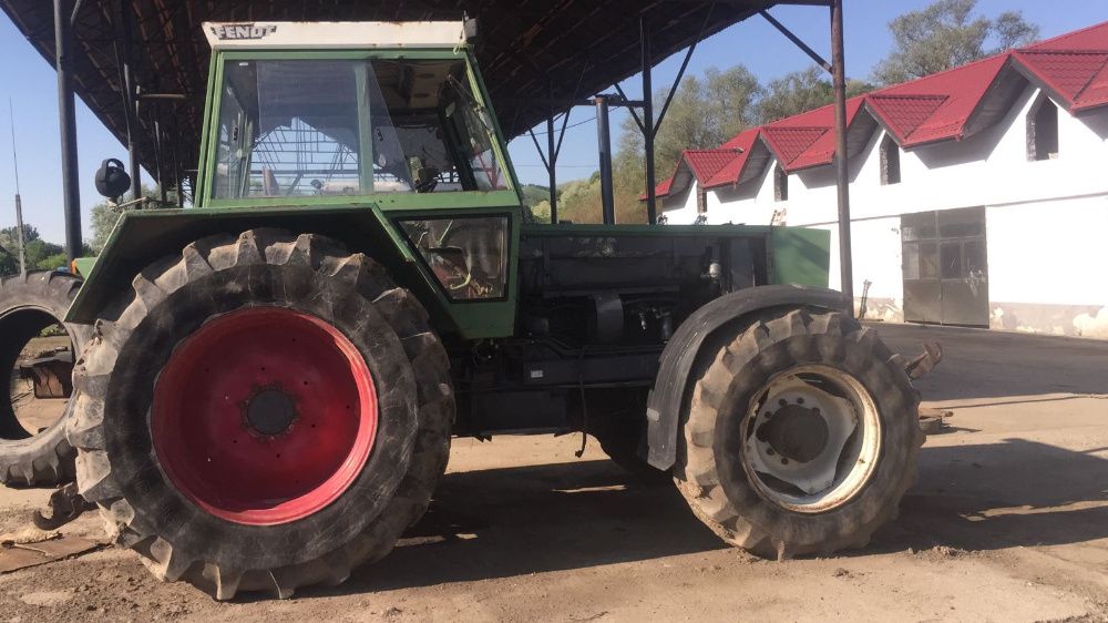 Dezmembram Fendt Favorit 615 — poza 2