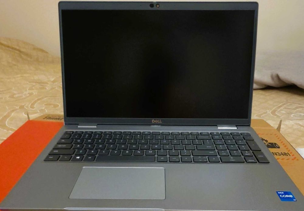 Laptop Dell Latitude 5521