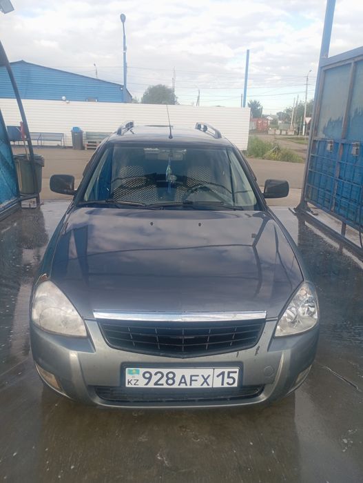 Продам Приору 2013года