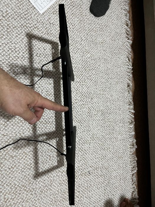 Крепление телевизора