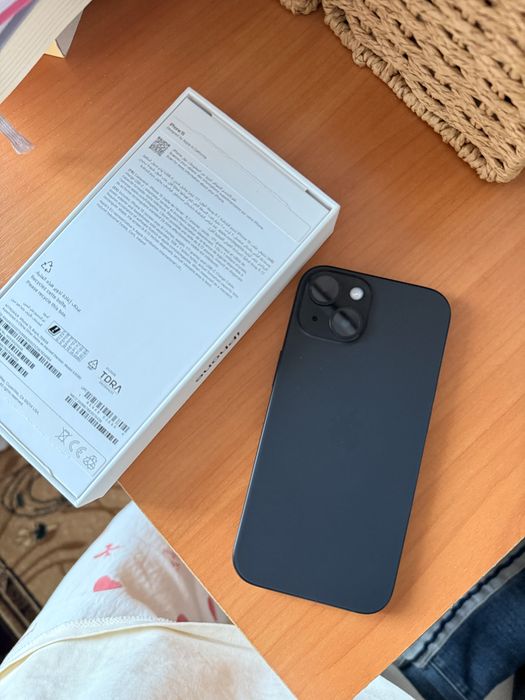 Iphone 15 с гарантией 256гб