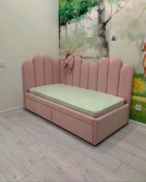 Детская кровать с матрасом