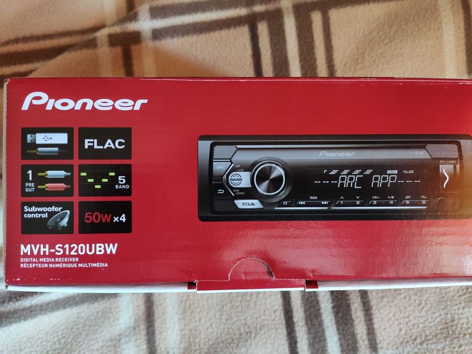 Автомагнитола Pioner 120UBW
