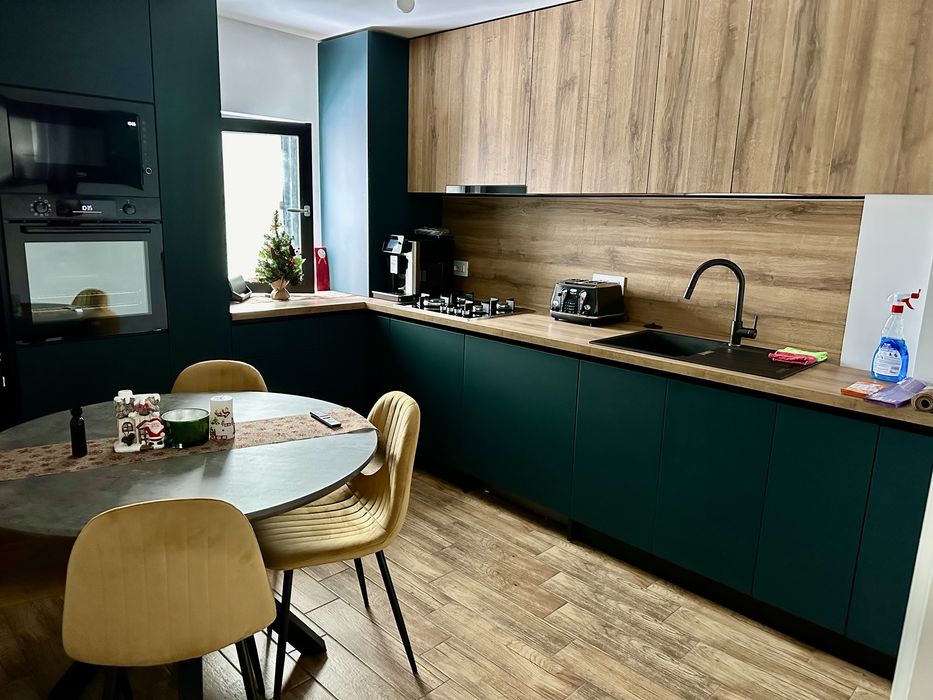 Apartament 2 camere – complet renovat premium-zonă centrala Comăneșt