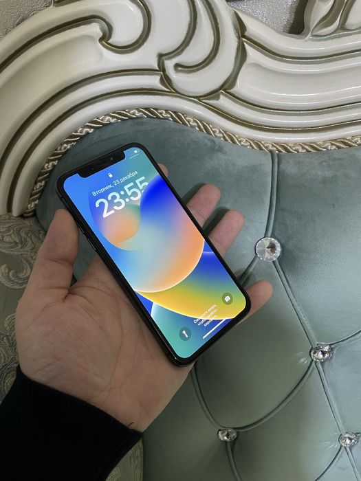 Продам телефон Айфон X