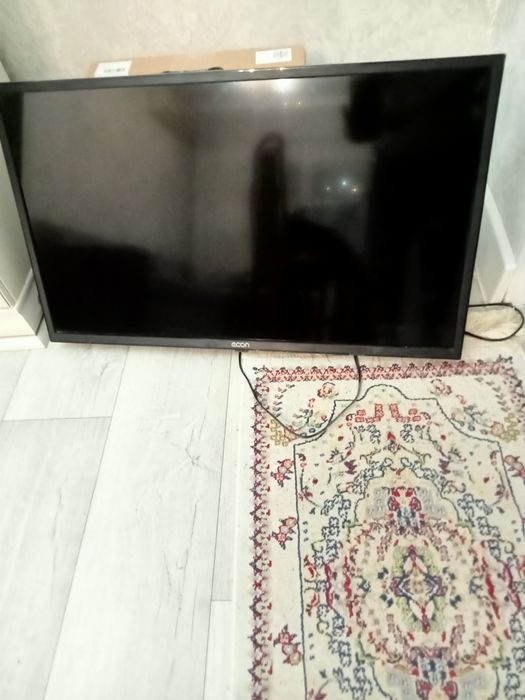 Продам телевизор Смарт диагональ 81