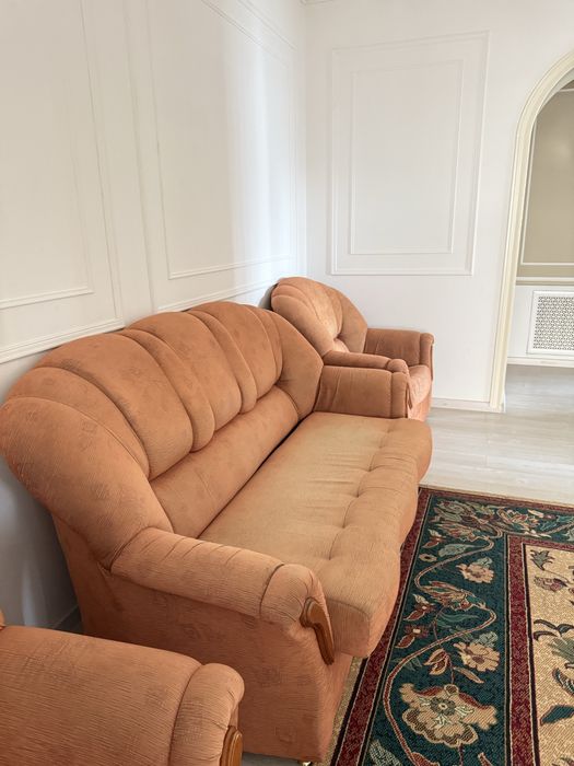 Диван раскладной и кресла